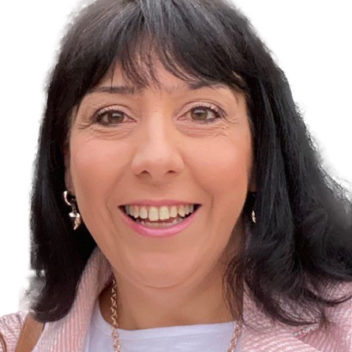 Tina Noble photo